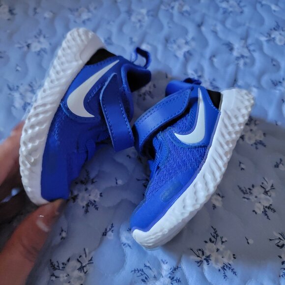 Nike Revolution 5 Infant size 3 - Picture 3 of 7